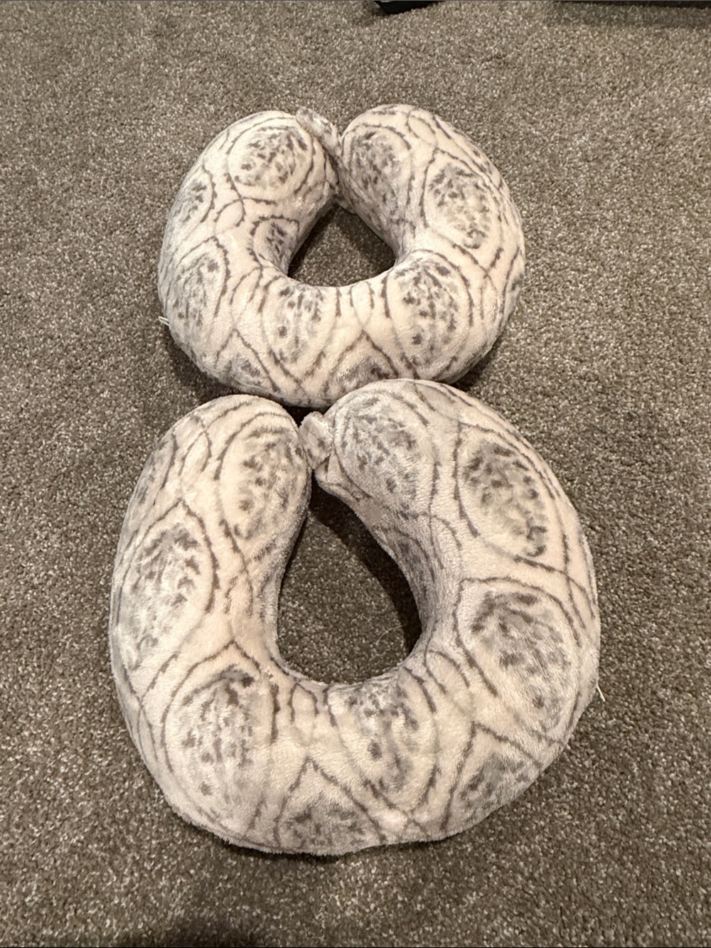 Plush Memory Foam Neck Pillow - Gray Cream Pattern